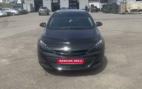 Opel Astra J, 2014 год, 1 000 000 рублей, 20 фотография