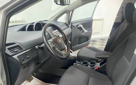 Toyota Verso I, 2011 год, 1 129 000 рублей, 7 фотография