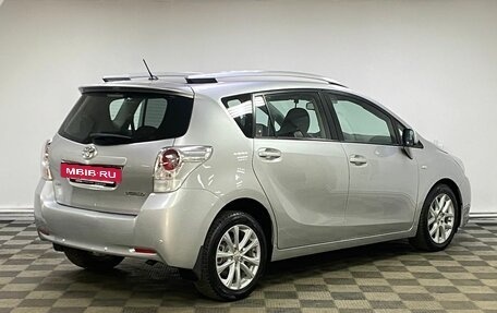 Toyota Verso I, 2011 год, 1 129 000 рублей, 2 фотография