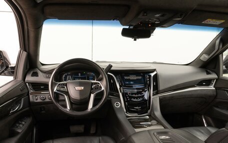 Cadillac Escalade IV, 2017 год, 4 999 000 рублей, 6 фотография