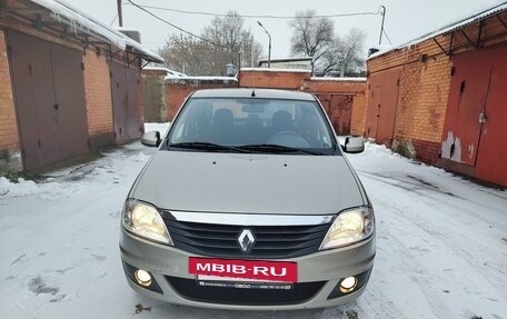 Renault Logan I, 2010 год, 900 000 рублей, 2 фотография