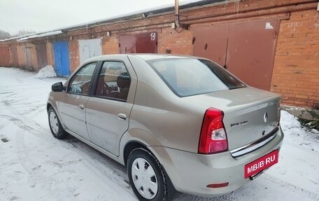 Renault Logan I, 2010 год, 900 000 рублей, 7 фотография