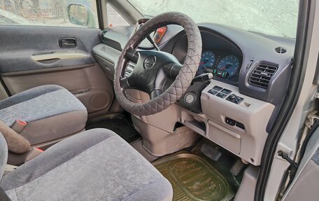 Nissan Serena II, 2001 год, 635 000 рублей, 9 фотография