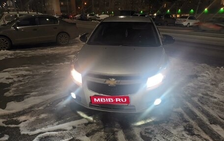 Chevrolet Cruze II, 2011 год, 666 000 рублей, 8 фотография