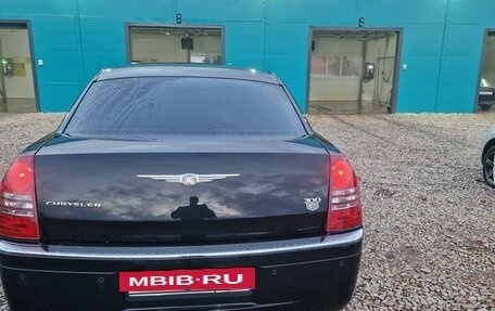 Chrysler 300C II, 2007 год, 1 550 000 рублей, 5 фотография