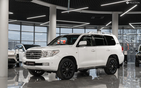 Toyota Land Cruiser 200, 2011 год, 2 990 000 рублей, 1 фотография