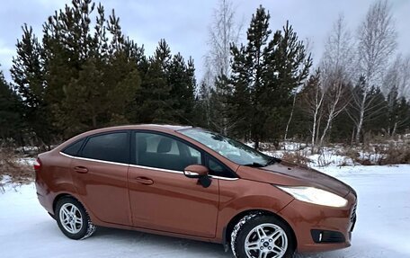 Ford Fiesta, 2015 год, 820 000 рублей, 4 фотография