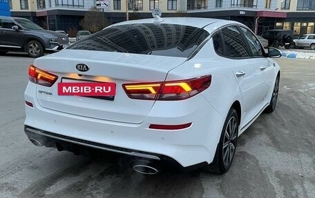 KIA Optima IV, 2018 год, 2 500 000 рублей, 7 фотография