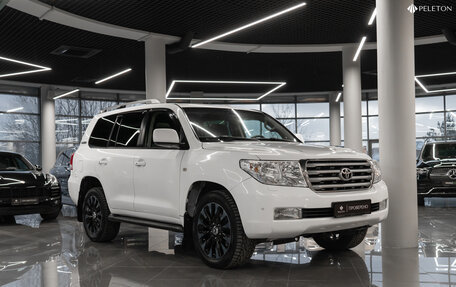 Toyota Land Cruiser 200, 2011 год, 2 990 000 рублей, 2 фотография