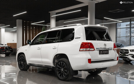 Toyota Land Cruiser 200, 2011 год, 2 990 000 рублей, 4 фотография