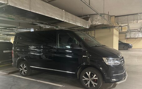 Volkswagen Caravelle T6 рестайлинг, 2019 год, 5 400 000 рублей, 3 фотография