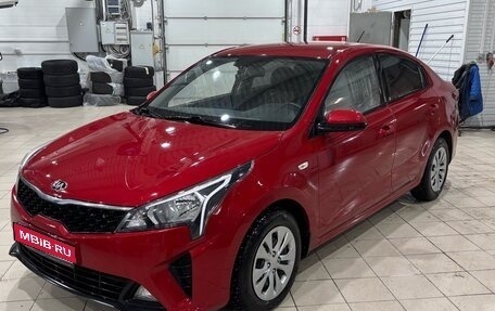 KIA Rio IV, 2020 год, 1 740 000 рублей, 1 фотография