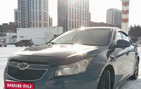 Chevrolet Cruze II, 2011 год, 580 000 рублей, 2 фотография