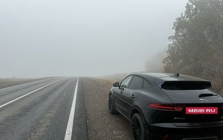 Jaguar E-Pace, 2019 год, 1 850 000 рублей, 6 фотография