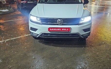 Volkswagen Tiguan II, 2019 год, 3 100 000 рублей, 4 фотография