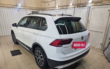 Volkswagen Tiguan II, 2019 год, 3 100 000 рублей, 11 фотография