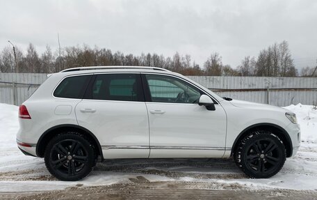 Volkswagen Touareg III, 2015 год, 3 200 000 рублей, 4 фотография