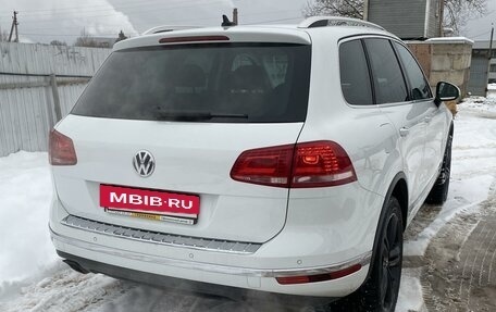 Volkswagen Touareg III, 2015 год, 3 200 000 рублей, 6 фотография