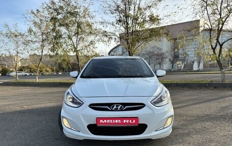 Hyundai Solaris II рестайлинг, 2013 год, 985 000 рублей, 1 фотография