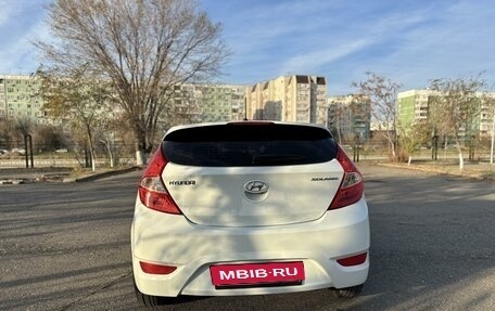 Hyundai Solaris II рестайлинг, 2013 год, 985 000 рублей, 5 фотография