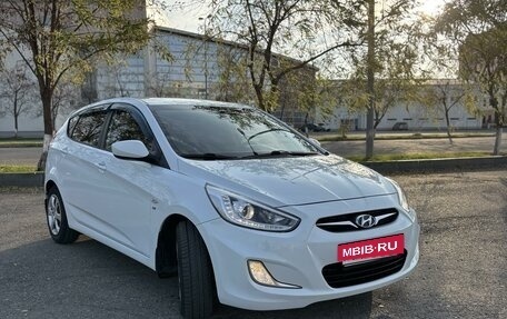 Hyundai Solaris II рестайлинг, 2013 год, 985 000 рублей, 7 фотография