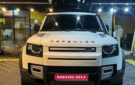 Land Rover Defender II, 2020 год, 7 159 000 рублей, 3 фотография