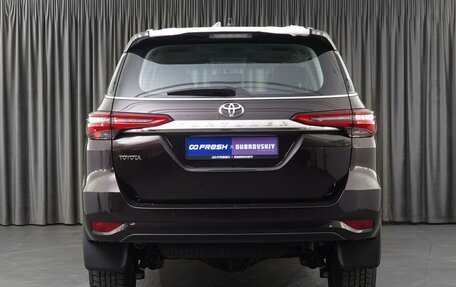 Toyota Fortuner II, 2022 год, 7 460 000 рублей, 4 фотография