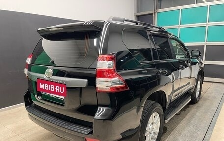 Toyota Land Cruiser Prado 150 рестайлинг 2, 2014 год, 2 900 000 рублей, 6 фотография