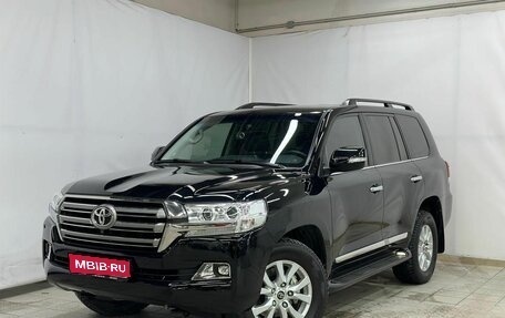 Toyota Land Cruiser 200, 2015 год, 6 300 000 рублей, 1 фотография