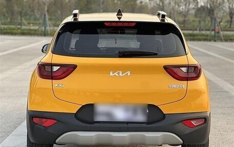 KIA Stonic, 2021 год, 1 300 000 рублей, 4 фотография