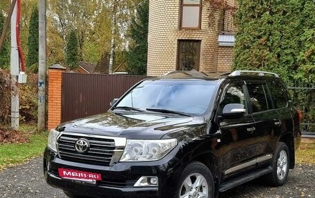 Toyota Land Cruiser 200, 2011 год, 2 670 500 рублей, 8 фотография