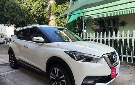 Nissan Kicks I, 2021 год, 1 400 000 рублей, 3 фотография