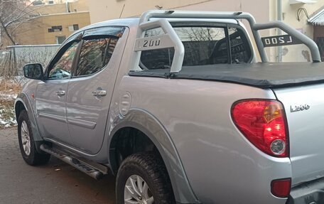 Mitsubishi L200 IV рестайлинг, 2007 год, 1 500 000 рублей, 27 фотография