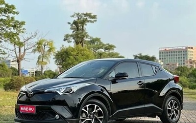 Toyota C-HR I рестайлинг, 2021 год, 2 100 000 рублей, 1 фотография