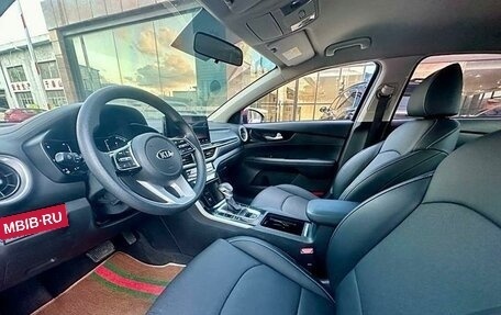 KIA K3, 2019 год, 1 300 000 рублей, 9 фотография