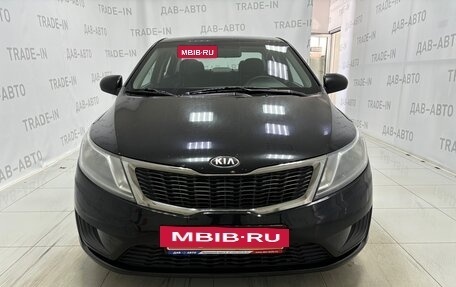 KIA Rio III рестайлинг, 2013 год, 680 000 рублей, 2 фотография