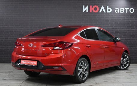 Hyundai Elantra VI рестайлинг, 2019 год, 1 930 000 рублей, 7 фотография