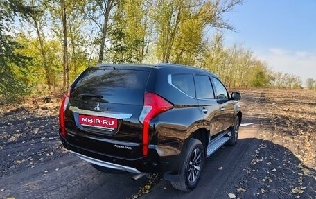 Mitsubishi Pajero Sport III рестайлинг, 2020 год, 3 600 000 рублей, 3 фотография