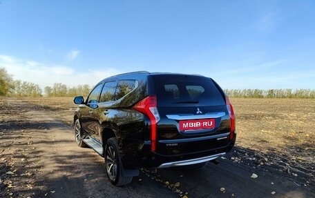 Mitsubishi Pajero Sport III рестайлинг, 2020 год, 3 600 000 рублей, 4 фотография