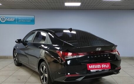 Hyundai Elantra, 2022 год, 2 290 000 рублей, 7 фотография