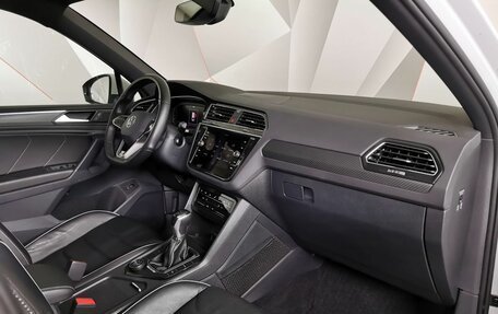 Volkswagen Tiguan II, 2021 год, 4 249 700 рублей, 9 фотография