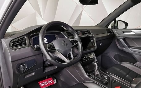 Volkswagen Tiguan II, 2021 год, 4 249 700 рублей, 14 фотография