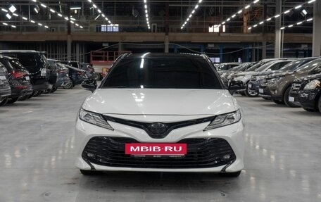 Toyota Camry, 2019 год, 2 625 000 рублей, 14 фотография