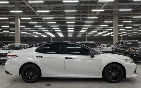 Toyota Camry, 2019 год, 2 625 000 рублей, 16 фотография