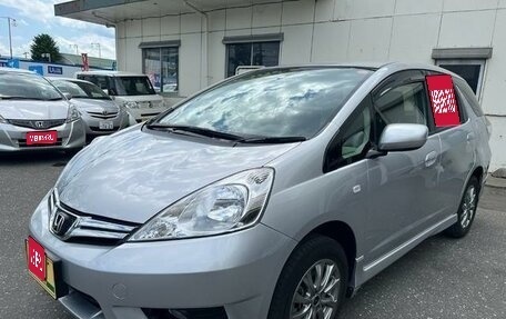 Honda Fit Shuttle I рестайлинг, 2012 год, 925 000 рублей, 1 фотография