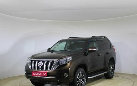 Toyota Land Cruiser Prado 150 рестайлинг 2, 2016 год, 3 365 000 рублей, 1 фотография