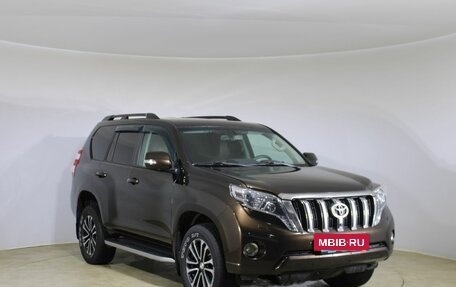 Toyota Land Cruiser Prado 150 рестайлинг 2, 2016 год, 3 365 000 рублей, 3 фотография