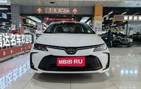 Toyota Corolla, 2023 год, 2 280 000 рублей, 4 фотография