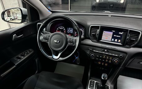 KIA Sportage IV рестайлинг, 2017 год, 2 100 000 рублей, 27 фотография