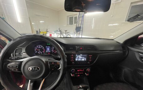 KIA Rio IV, 2017 год, 1 570 000 рублей, 8 фотография